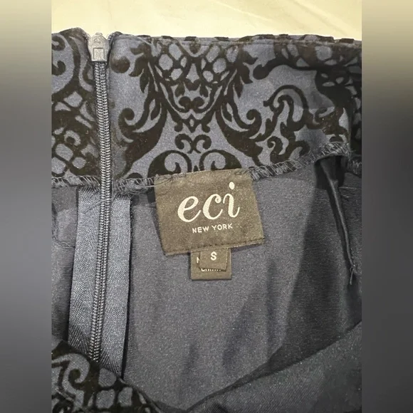 ECI New York pencil skirt size small - Picture 2 of 5